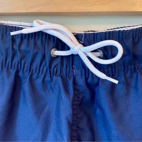 CHARLESTON THREADS Swim Trunks Flamingo Navy Blue Novelty NWT - Picture 5 of 11